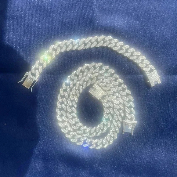 Iced out Cuban Necklace & Bracelet Set - Picture 1 of 2
